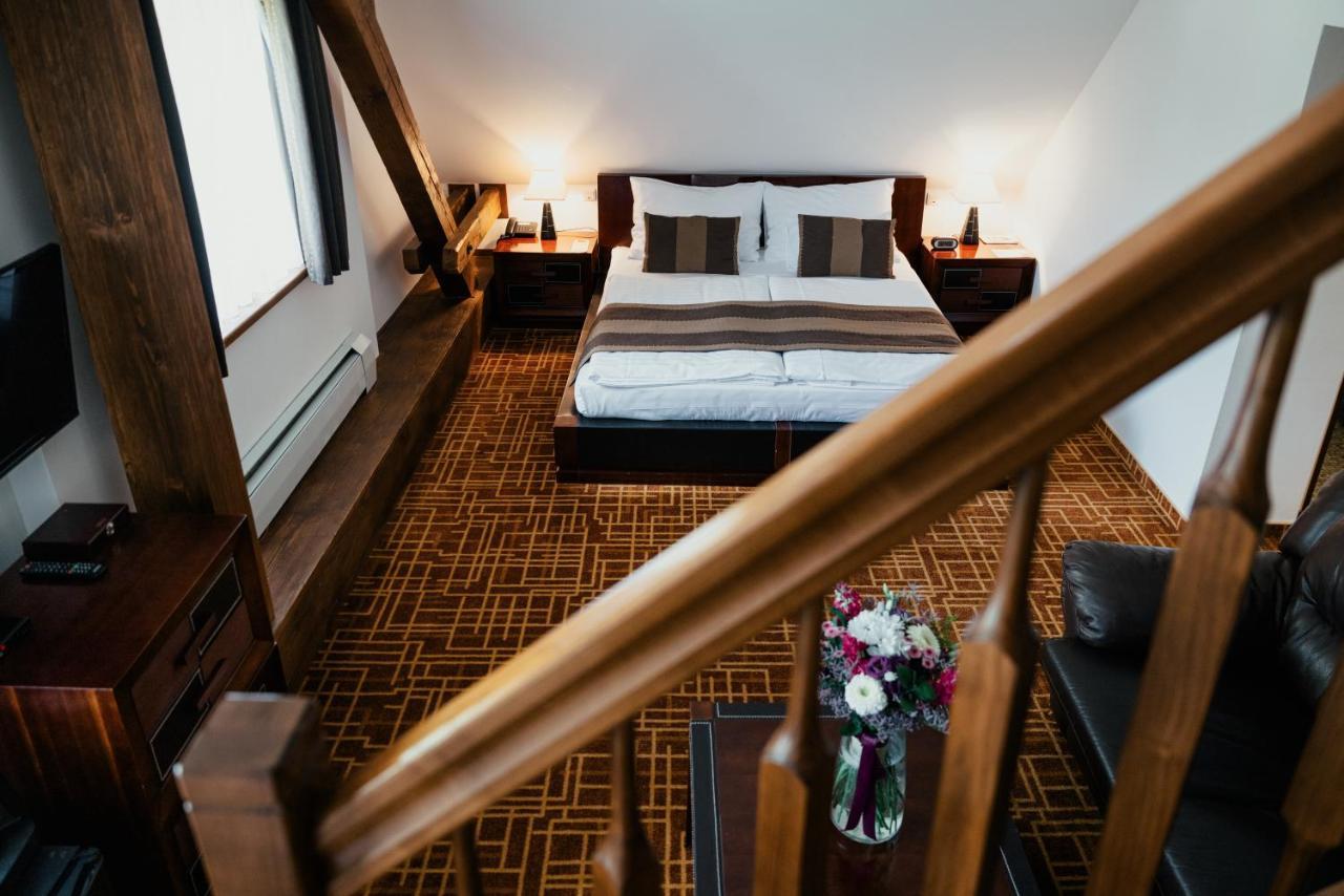 Hotel Troyer トロヤノヴィツェ エクステリア 写真